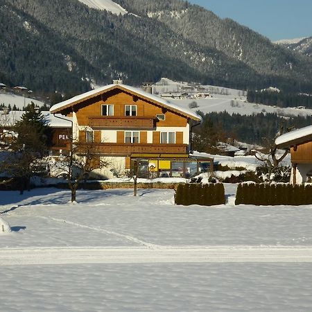 Hotel Haus Gabriela Itter Habitación foto
