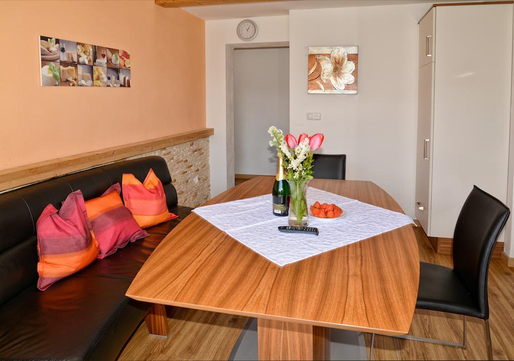 Hotel Haus Gabriela Itter Habitación foto