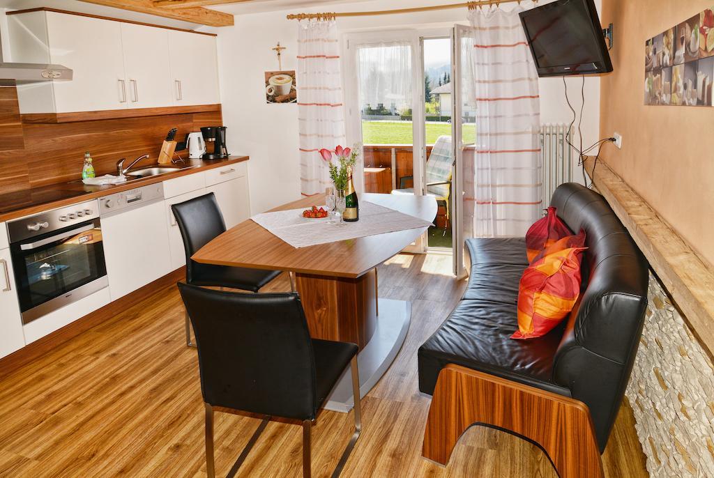 Hotel Haus Gabriela Itter Habitación foto
